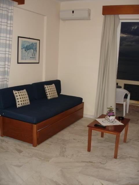 Nea Elena Apartments Ханья Экстерьер фото